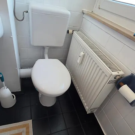 A-b-h Guenstig, Ruhig, Hund & Co, Wifi, Kueche, Wm Apartment