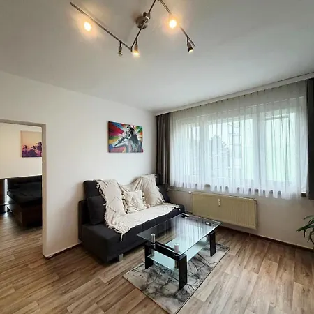 Apartment A-b-h Guenstig, Ruhig, Hund & Co, Wifi, Kueche, Wm Weissenfels